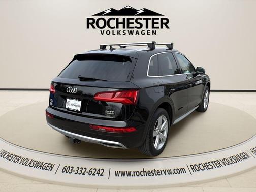 Mythos Black Metallic 2018 Audi Q5 2.0T Premium Plus