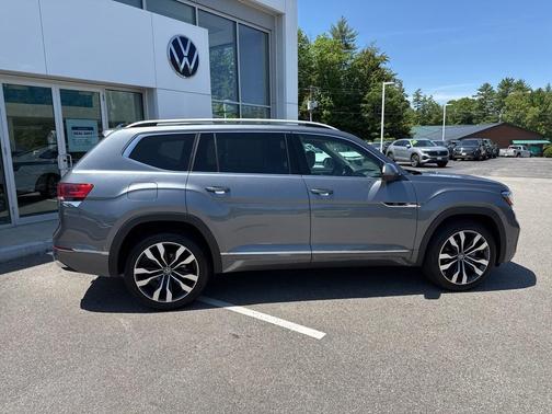 2022 Volkswagen Atlas 3.6L SEL Premium R-Line