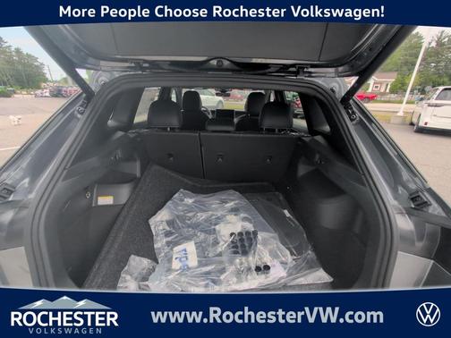 2025 Volkswagen Tiguan 2.0T SE R-Line Black