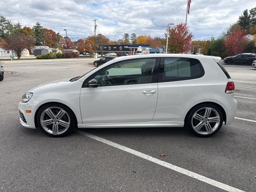2013 Volkswagen Golf R 2-Door