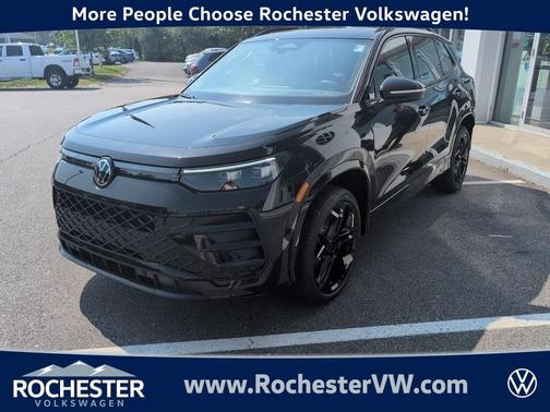 2025 Volkswagen Tiguan 2.0T SE R-Line Black