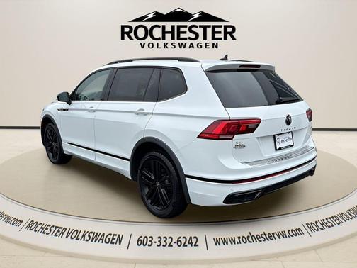 2022 Volkswagen Tiguan 2.0T SE R-Line Black