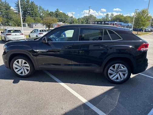 2022 Volkswagen Atlas Cross Sport 3.6L V6 SE w/Technology