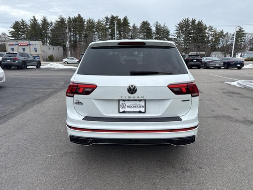 2022 Volkswagen Tiguan 2.0T SE R-Line Black