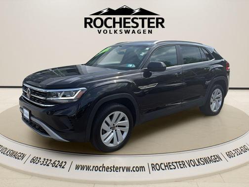 Deep Black Pearl Effect 2023 Volkswagen Atlas Cross Sport 3.6L V6 SE w/Technology