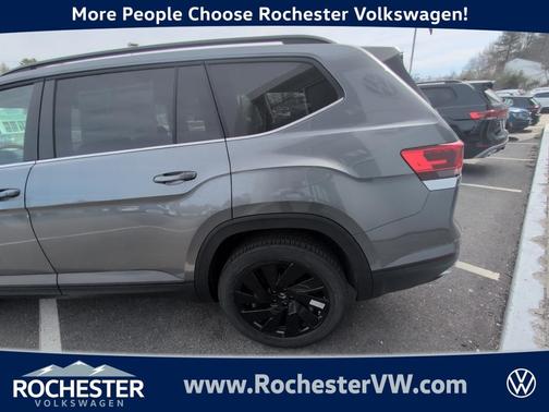 2025 Volkswagen Atlas 2.0T SE