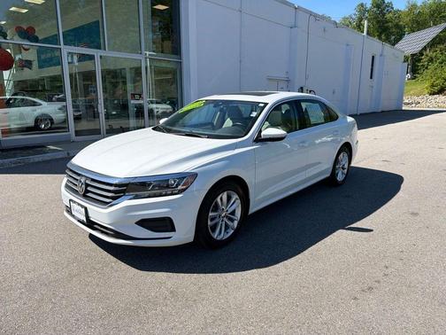 Pure White 2020 Volkswagen Passat 2.0T SE