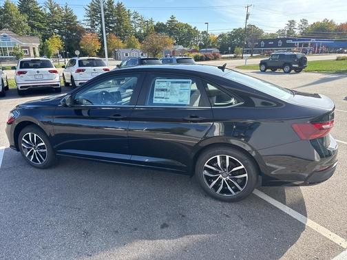 2026 Volkswagen Jetta 1.5T SE