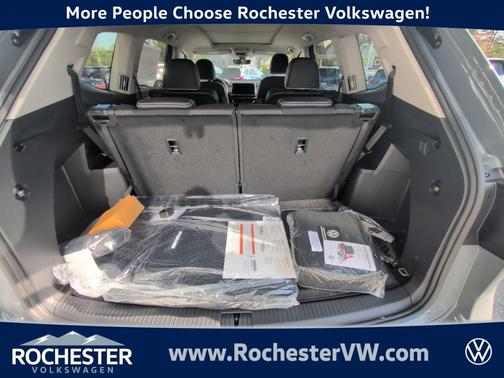 2025 Volkswagen Atlas 2.0T SEL Premium R-Line