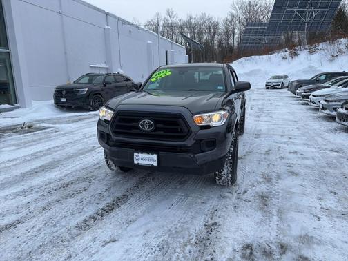 2021 Toyota Tacoma SR