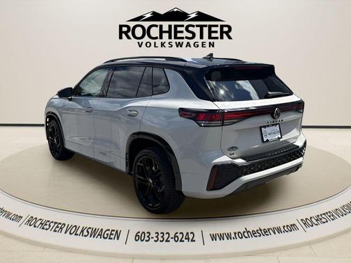 Ascot Grey With Black Roof 2026 Volkswagen Tiguan 2.0T SE R-Line Black