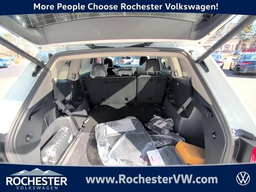 2025 Volkswagen Atlas 2.0T SEL Premium R-Line