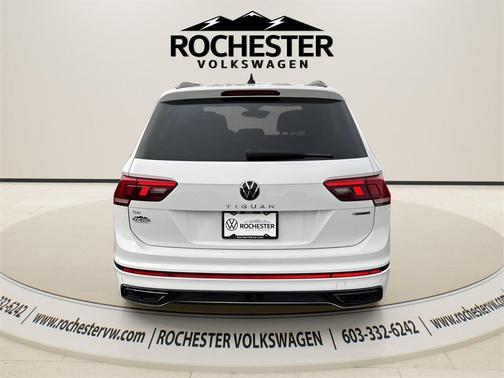 2022 Volkswagen Tiguan 2.0T SE R-Line Black