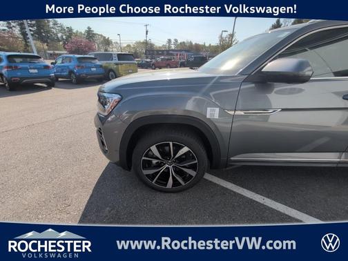 2025 Volkswagen Atlas Cross Sport 2.0T SEL Premium R-Line