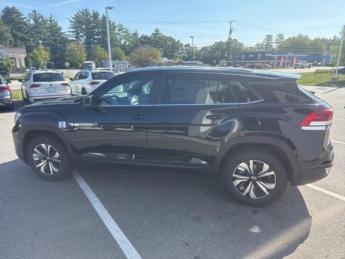 2026 Volkswagen Atlas Cross Sport 2.0T SE