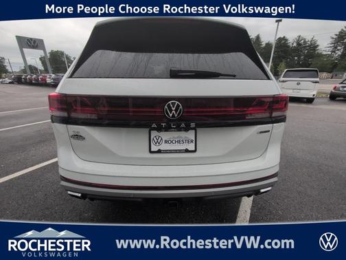 2025 Volkswagen Atlas 2.0T Peak Edition