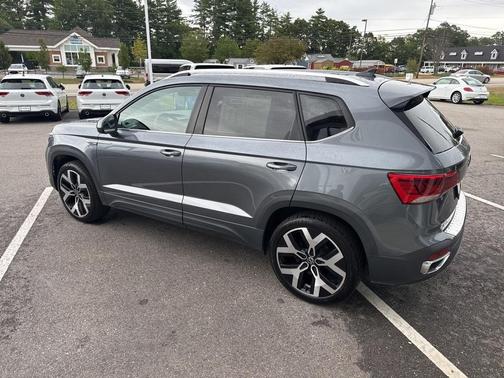2022 Volkswagen Taos 1.5T SEL