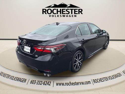 Black 2023 Toyota Camry SE