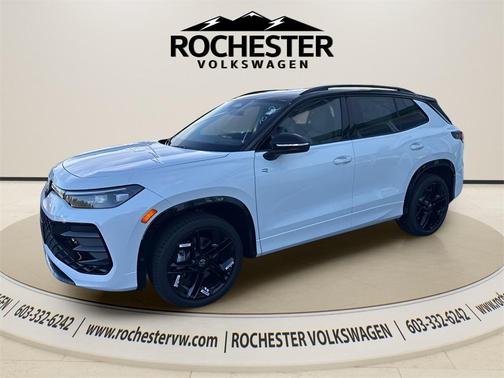 2026 Volkswagen Tiguan 2.0T SE R-Line Black