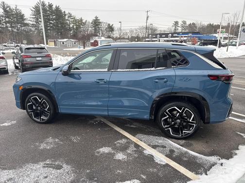 2026 Volkswagen Tiguan 2.0T SEL R-Line