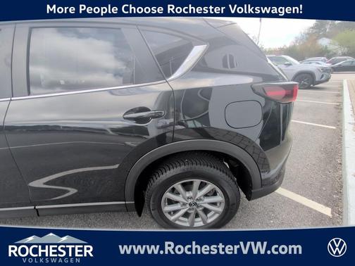2023 Mazda CX-5 2.5 S Preferred Package