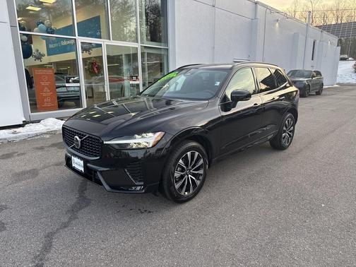 2025 Volvo XC60 B5 Core