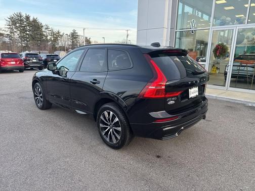 2025 Volvo XC60 B5 Core
