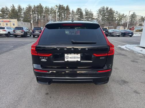 2025 Volvo XC60 B5 Core