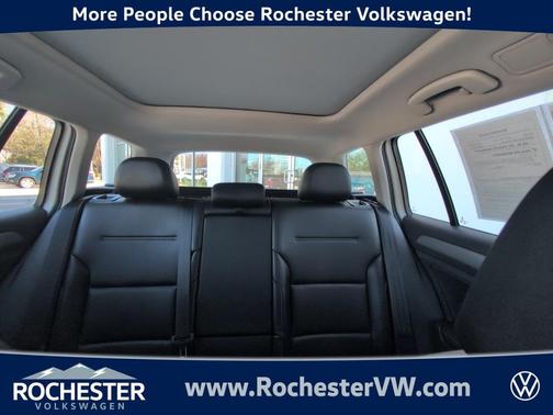 2017 Volkswagen Golf SportWagen TSI SE