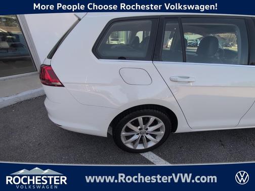 2017 Volkswagen Golf SportWagen TSI SE