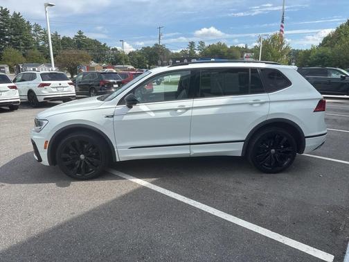 2021 Volkswagen Tiguan 2.0T SE R-Line Black