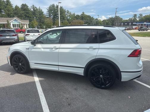 2021 Volkswagen Tiguan 2.0T SE R-Line Black
