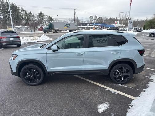 2026 Volkswagen Taos 1.5T SEL