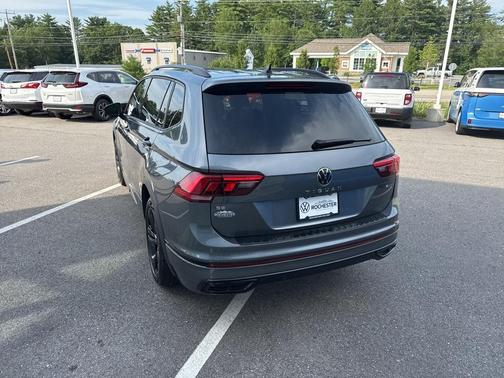 2024 Volkswagen Tiguan 2.0T SE R-Line Black