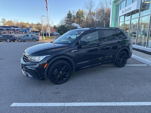 2022 Volkswagen Tiguan 2.0T SE R-Line Black