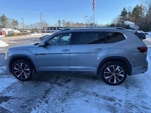 2025 Volkswagen Atlas 2.0T SEL Premium R-Line