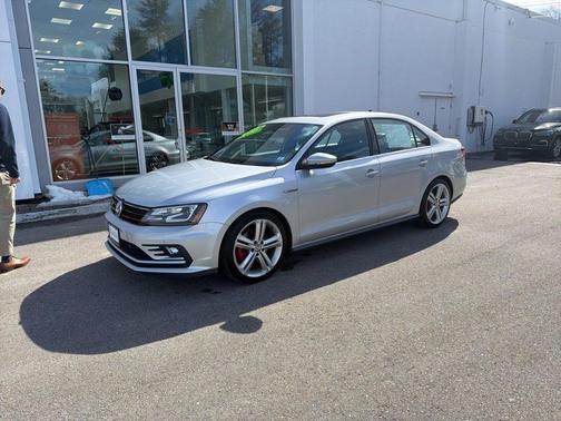 2016 Volkswagen Jetta 2.0T GLI SEL