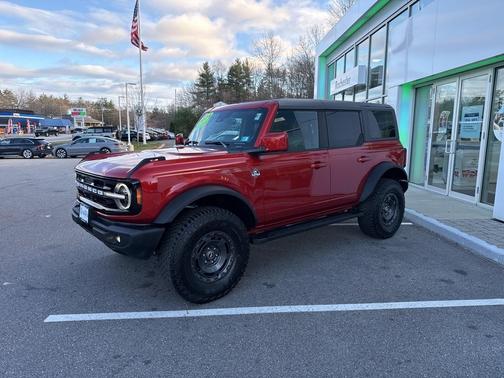2024 Ford Bronco Outer Banks
