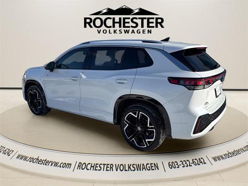 2025 Volkswagen Tiguan 2.0T SEL R-Line