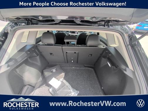 2025 Volkswagen Taos 1.5T SEL