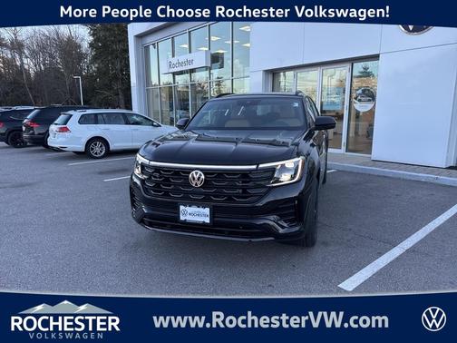 2026 Volkswagen Atlas Cross Sport 2.0T SEL R-Line Black
