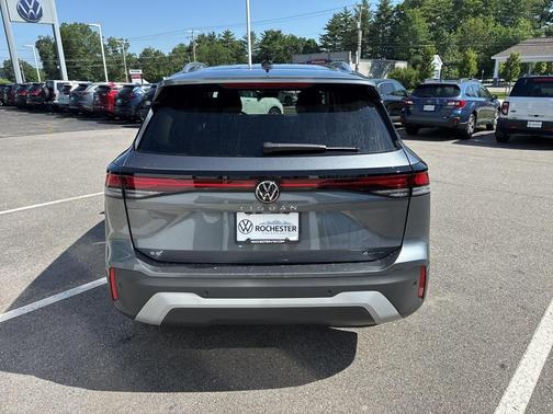 2025 Volkswagen Tiguan 2.0T SE