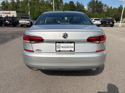Reflex Silver Metallic 2020 Volkswagen Passat 2.0T SE