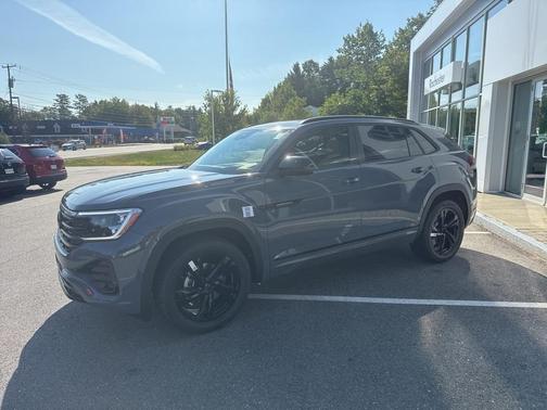 2026 Volkswagen Atlas Cross Sport 2.0T SEL R-Line Black