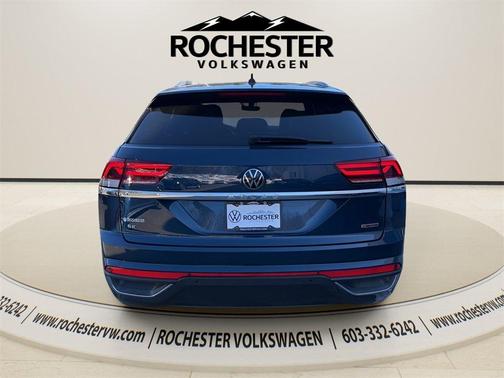 2022 Volkswagen Atlas Cross Sport 2.0T SE w/Technology