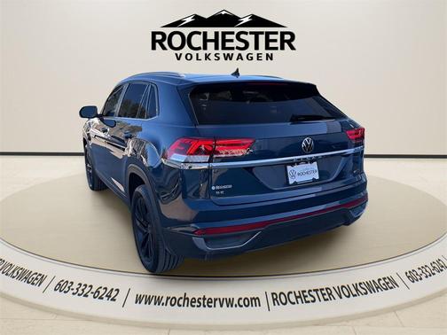 2022 Volkswagen Atlas Cross Sport 2.0T SE w/Technology