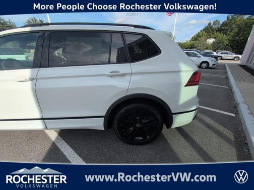 2022 Volkswagen Tiguan 2.0T SE R-Line Black