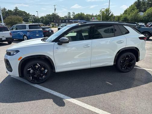 2025 Volkswagen Tiguan 2.0T SE R-Line Black
