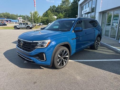 2025 Volkswagen Atlas 2.0T SEL Premium R-Line