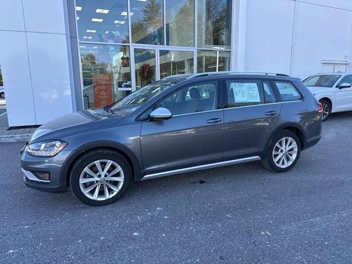 2019 Volkswagen Golf Alltrack TSI S